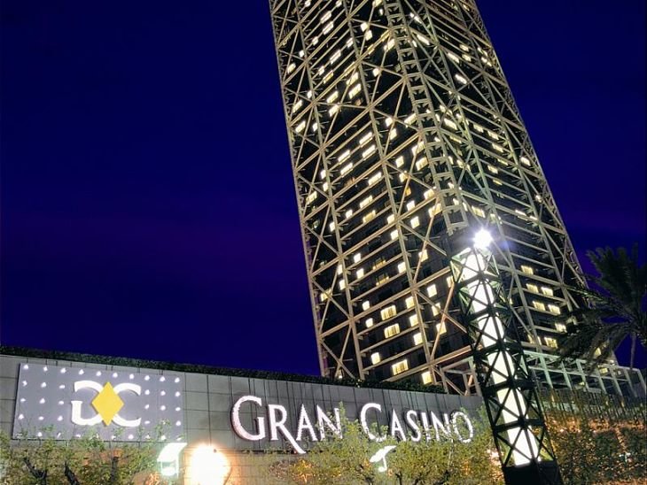 Juegos de maquinas casino online confiables Madrid - 16028